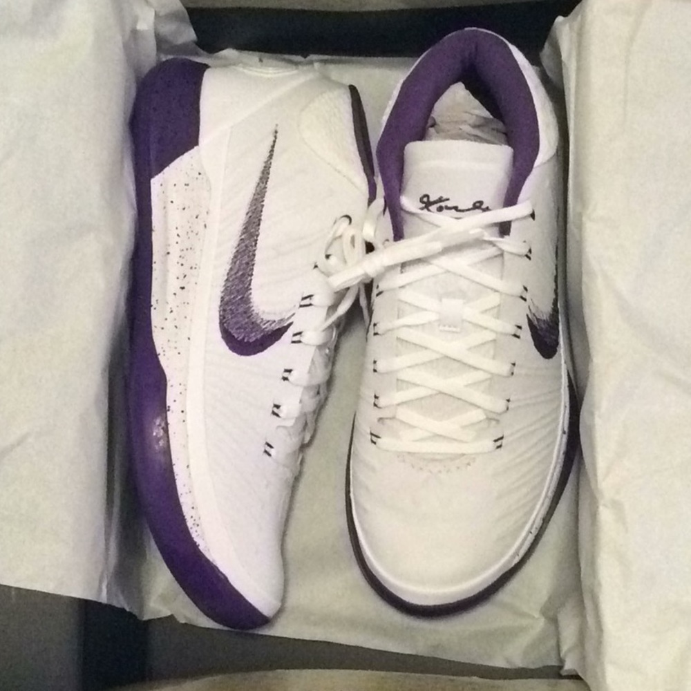 Nike Kobe AD. BRAND NEW